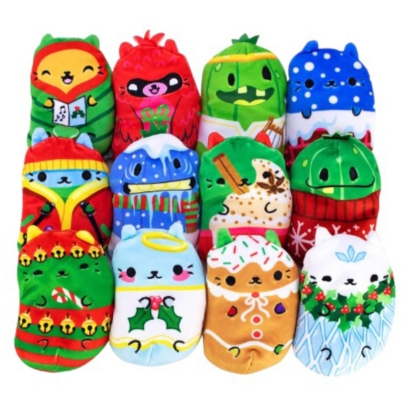 CATS VS. PICKLES 2023 HOLIDAY COLLECTION - Set of 4 - Sealed Mystery Packs. - Picture 3 of 4